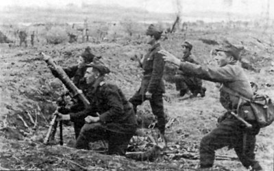 Romanian mortar team