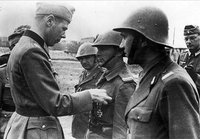 Romanians get German medals