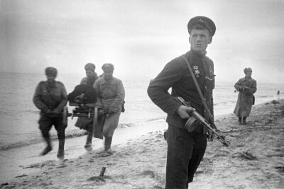 Often Soviet troops would land with just what they could carry