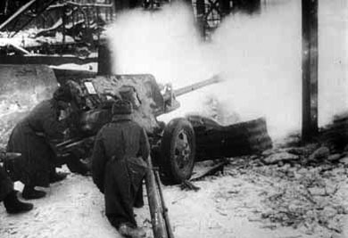 7.62cm “Ratsch-Bumm” (ZIS-3) 7.62cm “Ratsch-Bumm” (ZIS-3)