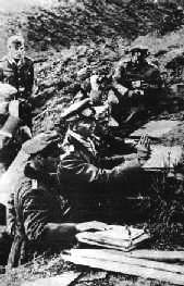 Von Paulus inspecting the front lines Von Paulus inspecting the front lines