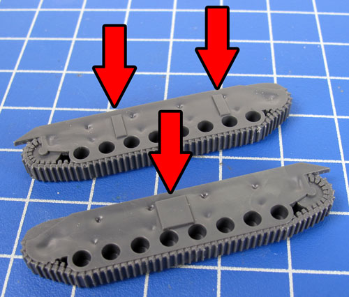Assembling The Plastic Panzer IV (Late) Assembling The Plastic Panzer IV (Late)