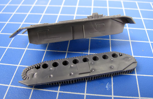 Assembling The Plastic Panzer IV (Late) Assembling The Plastic Panzer IV (Late)