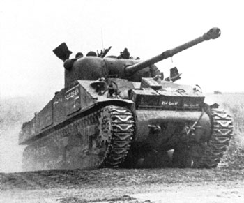 Sherman Firefly Vc armed with the 17 pdr