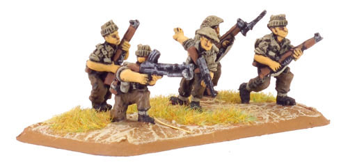 Commando Rifle/MG team Commando Rifle/MG team
